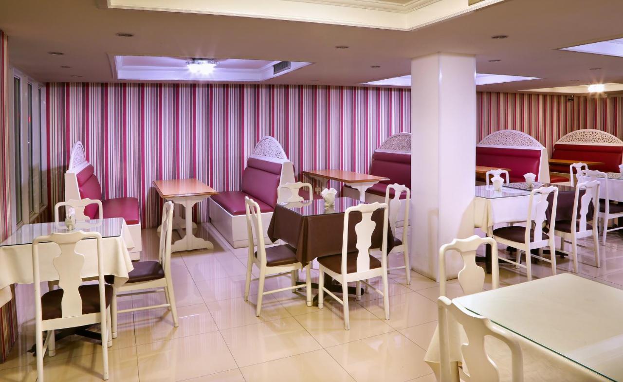 צ'יאנג מאי Highway Hotel מראה חיצוני תמונה