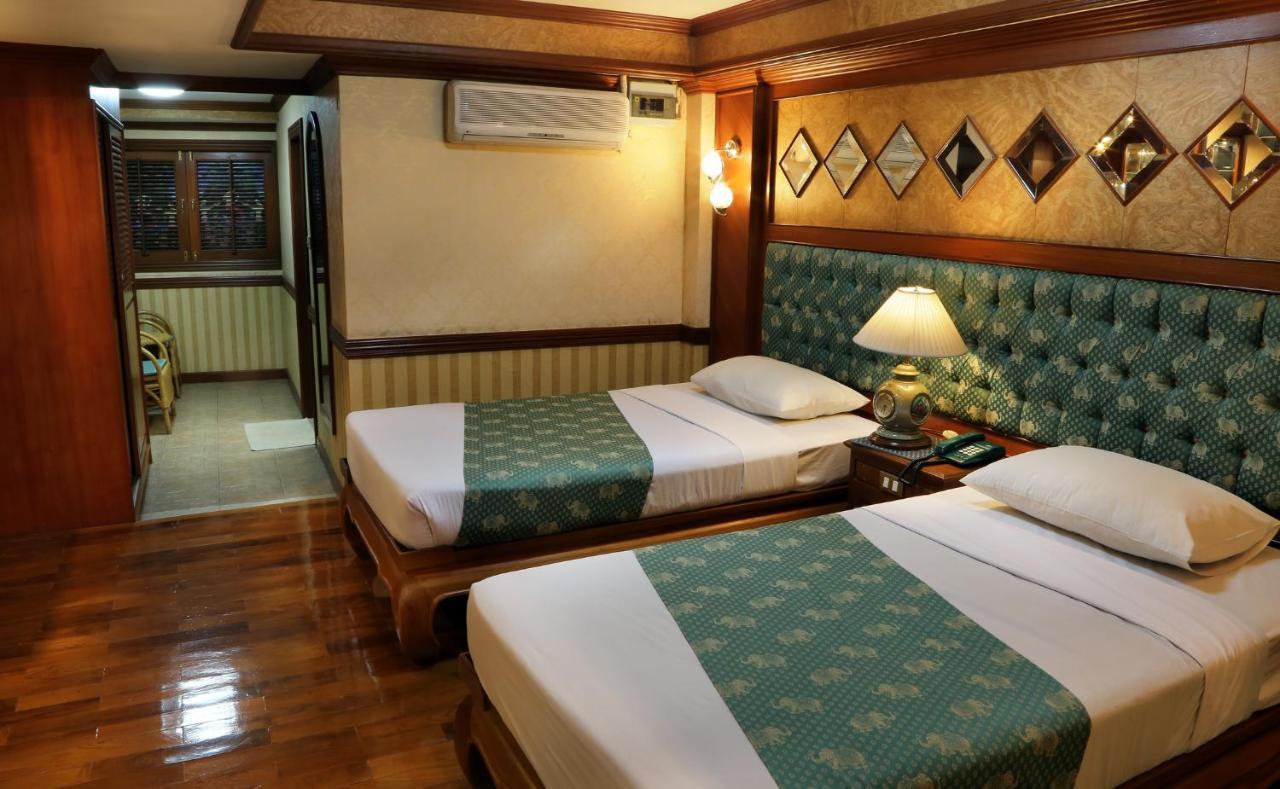 צ'יאנג מאי Highway Hotel מראה חיצוני תמונה